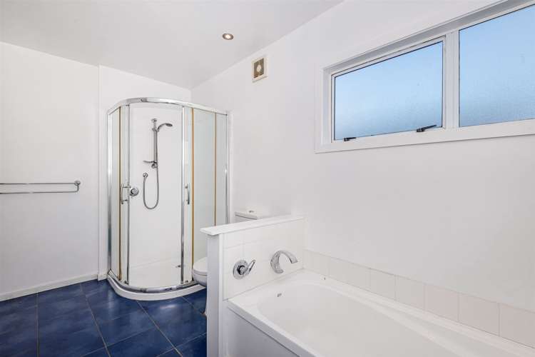 2/288 Rangatira Road Beach Haven_17