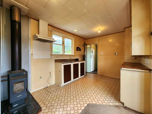 61 Richmond Street Cobden_1