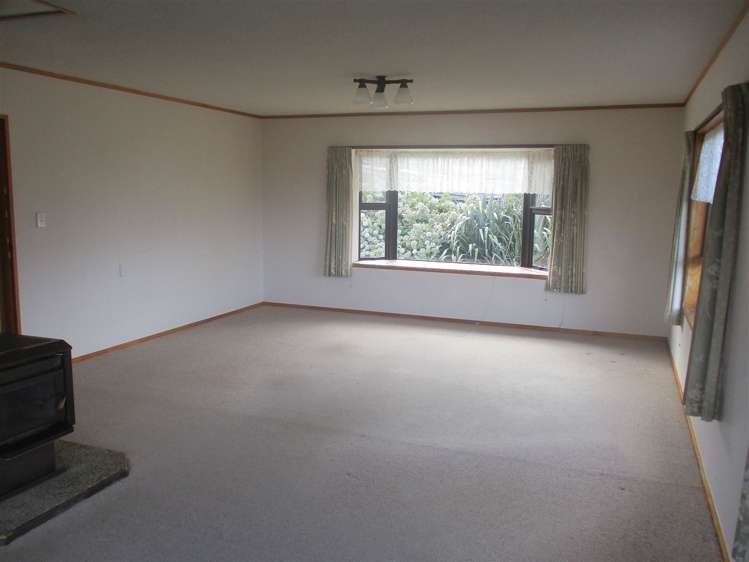 32 Poland Street Waikino_12