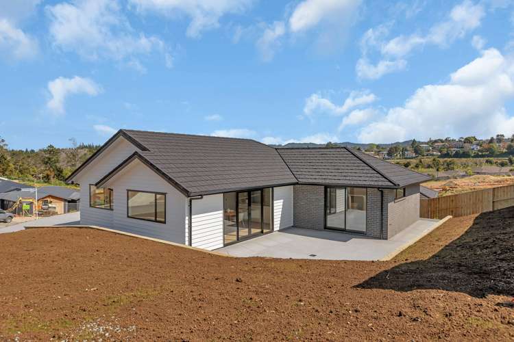 18 Royal Saint Annes Drive Kamo_22