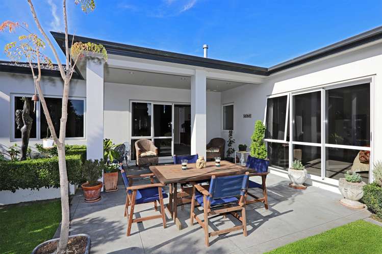 23 Hunter Drive Awatoto_13