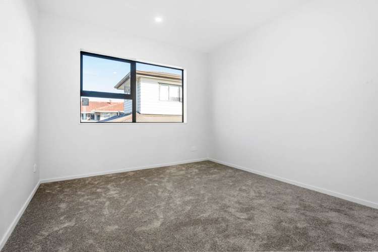 4B Scanlen Terrace Kelston_16