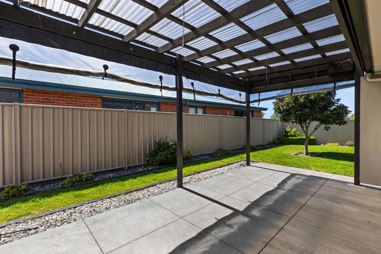 5 Aiden Lane Raureka_16