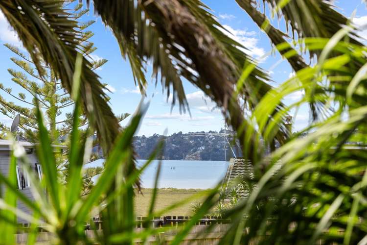 43 Rewarewa Road Te Atatu Peninsula_13