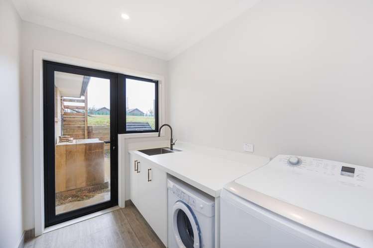 46 Fry Road Halcombe_28