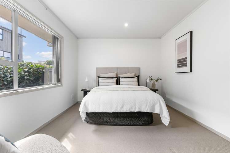 2/5 Erson Avenue Royal Oak_8