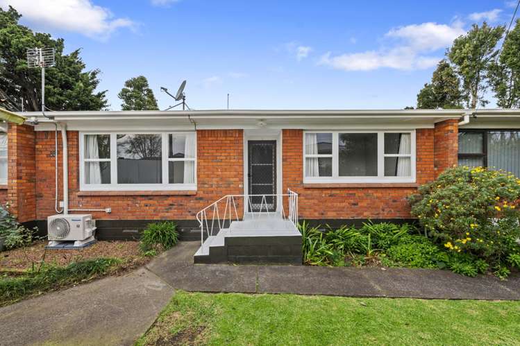 2/10 Mahon Place_0