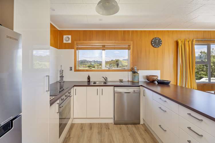 130 Ocean Beach Road Tairua_14