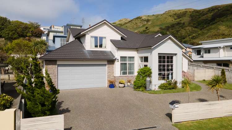 8 Neston Grove Churton Park_4