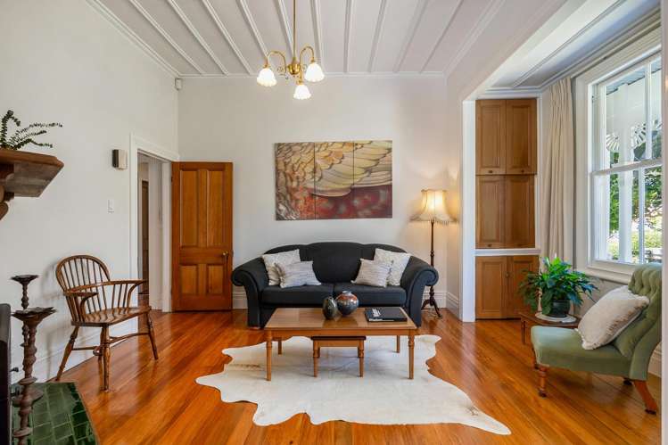 707 & 707B New North Road Mount Albert_7