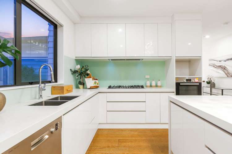 63 Golden Morning Drive Albany Heights_5