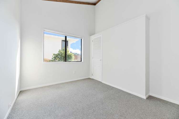 949 East Coast Road Torbay_14