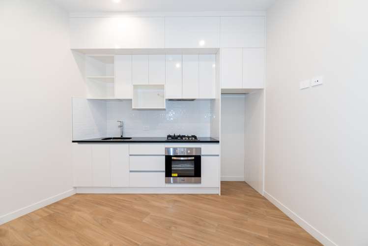 1 Meredith Street Blockhouse Bay_14