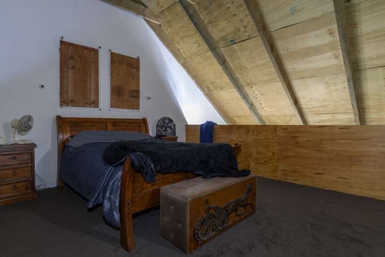 14 Thorn Road Kaimai_16