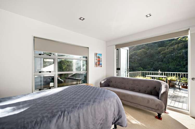 2/17 Blackbridge Road Wadestown_11