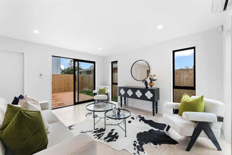 74b Riverpark Crescent Henderson_9