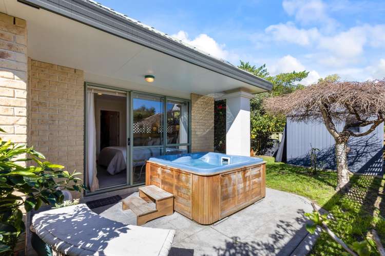 16 Cranbrook Grove Waikanae_10
