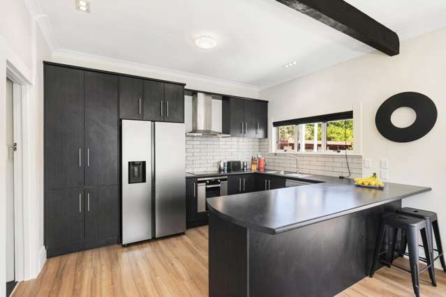 27 Randwick Crescent Moera_3