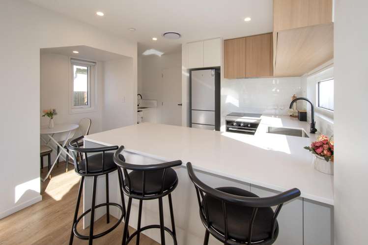 1/61 Waltham Road Sydenham_2