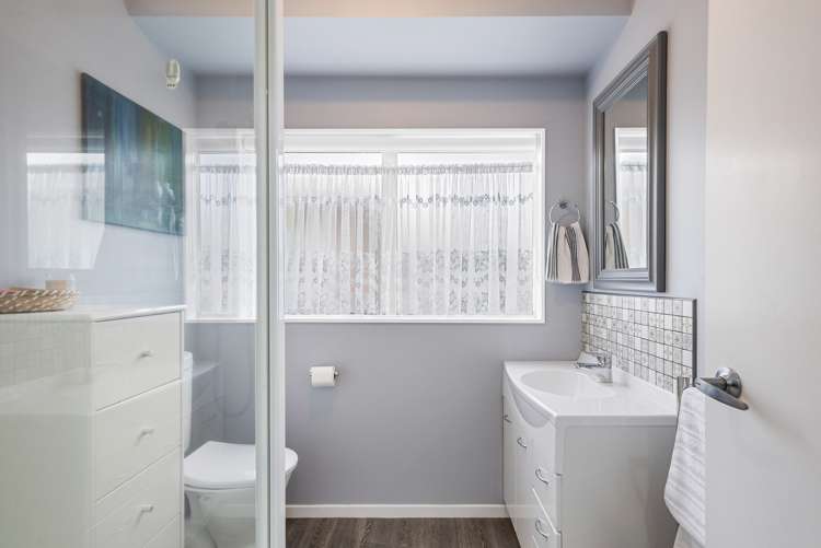 16/9 Fuller Close Levin_9