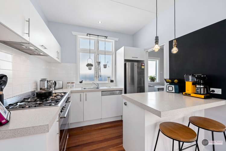 13 Plunket Avenue Petone_7