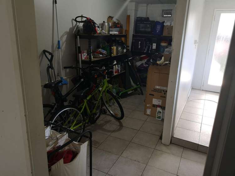 2 Locke Avenue Mount Roskill_8