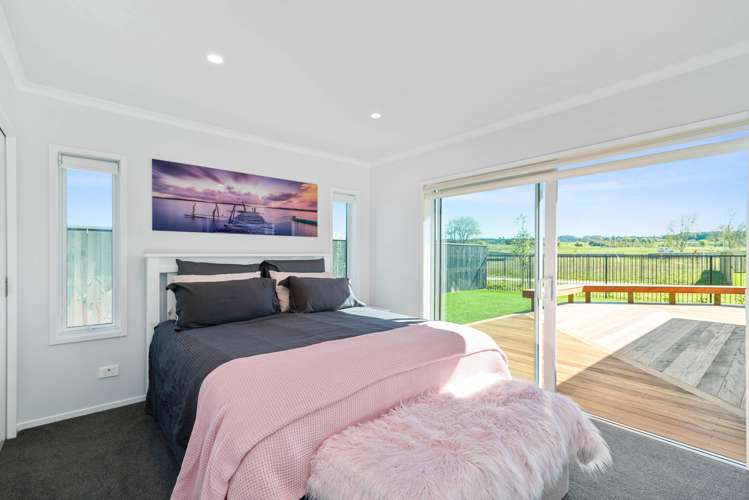 9 Broadcast Lane Rangatira Park_6