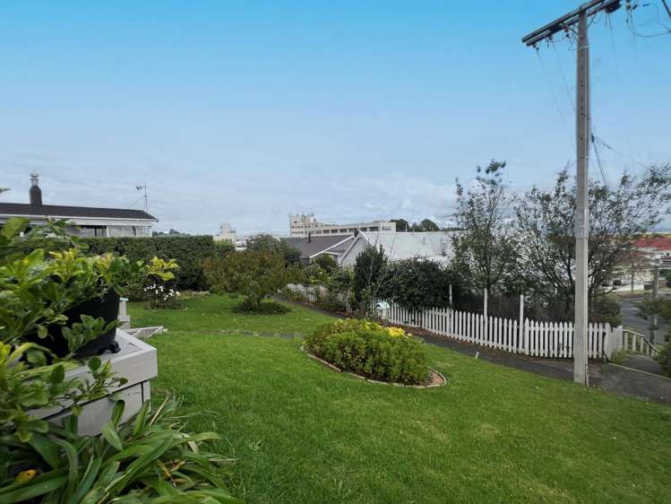 100 Vanguard Street Thames_25