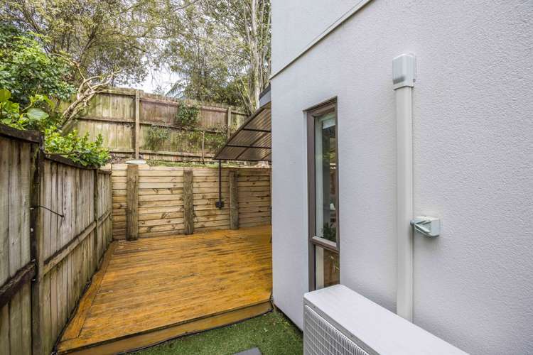 15/92 Bush Road Albany_17