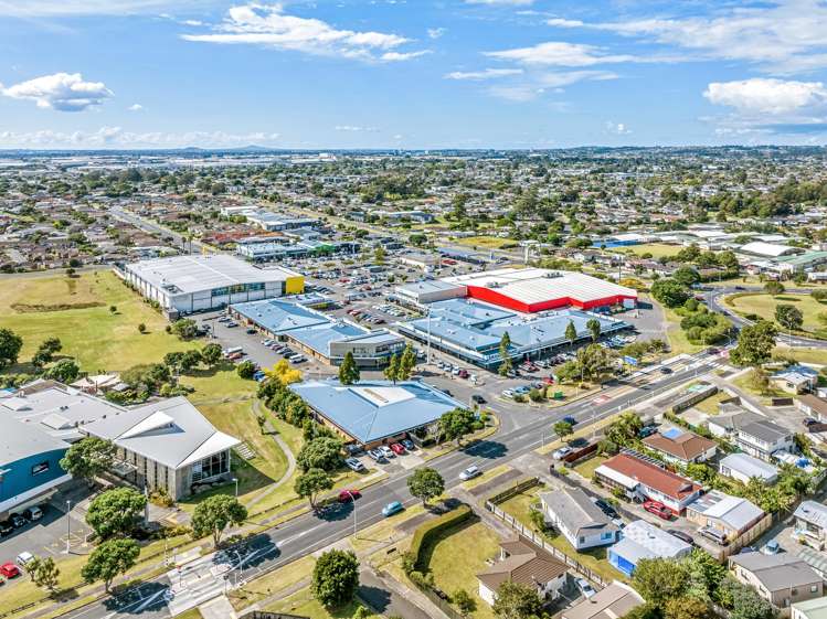 17 Palmers Road Clendon Park_17