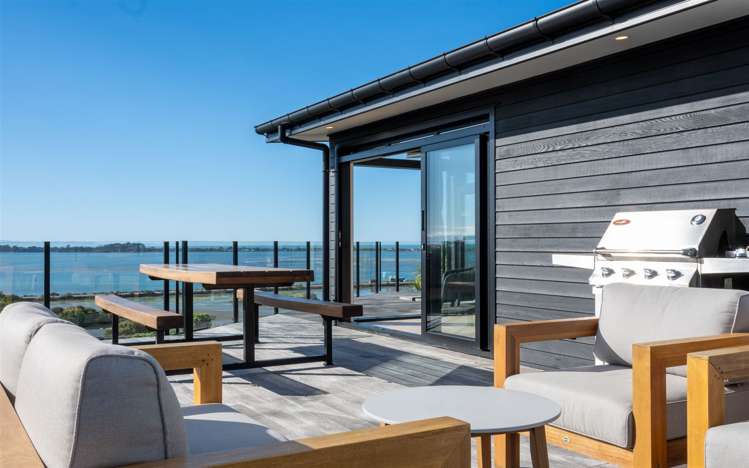 29 Soleares Avenue Mount Pleasant_35