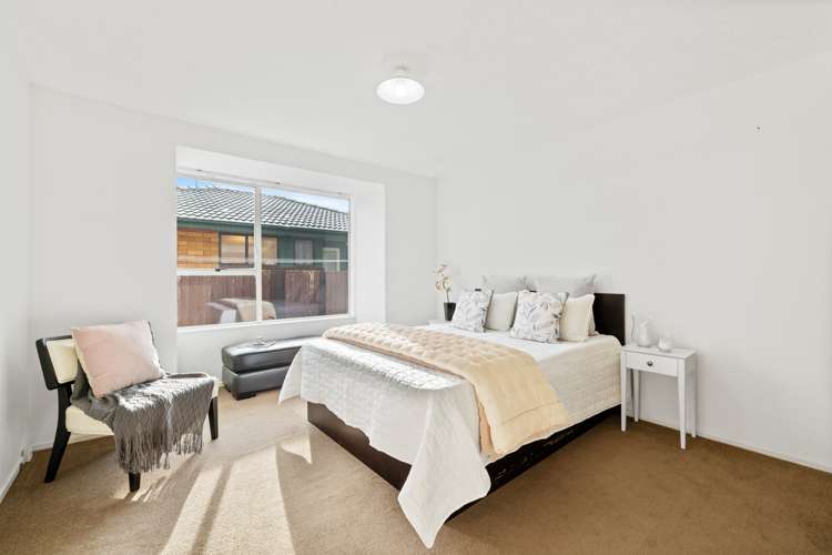 12 Karnak Crescent Russley_8