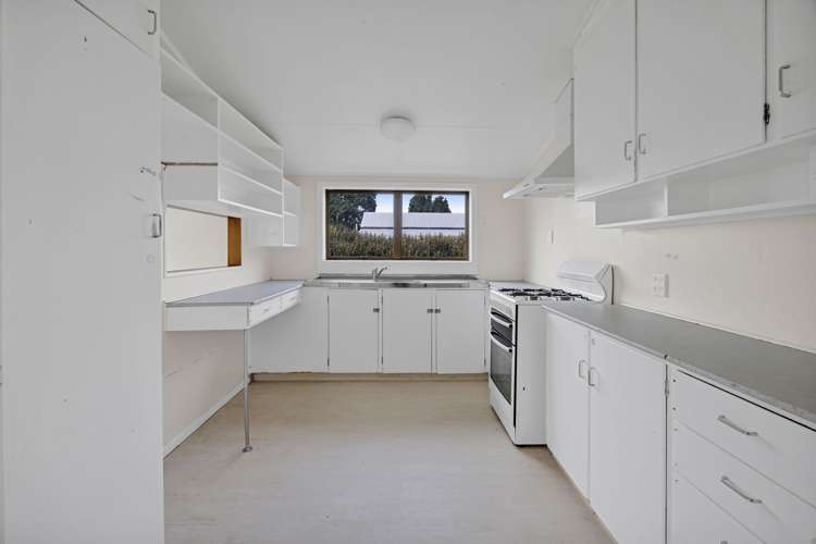 120 Broadway Waitara_15