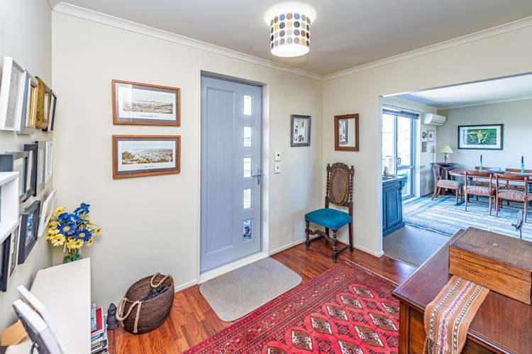 22 Longbeach Drive_5