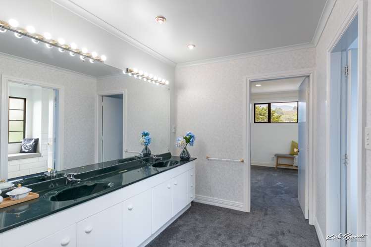 29 Clearwater Terrace Brown Owl_24