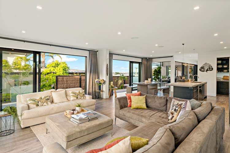 10 Calder Place Wai O Taiki Bay_11