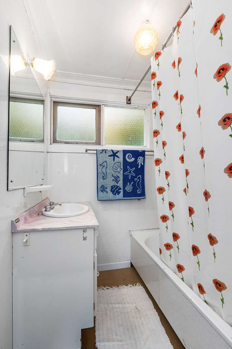 44 Village Loop Road Waipori Falls_12