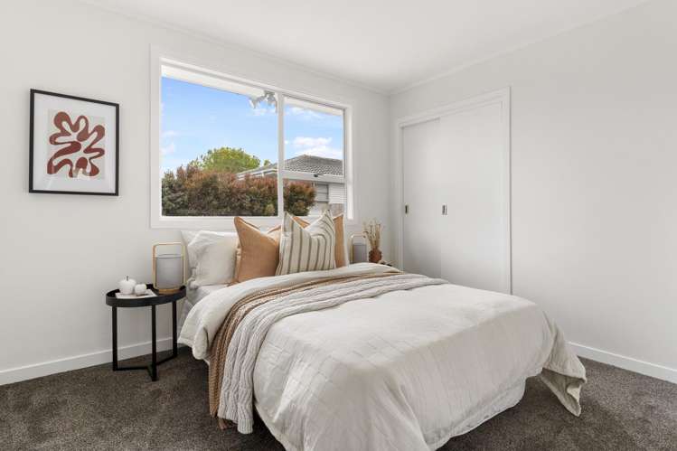 2/15 Seabar Place Glen Eden_8