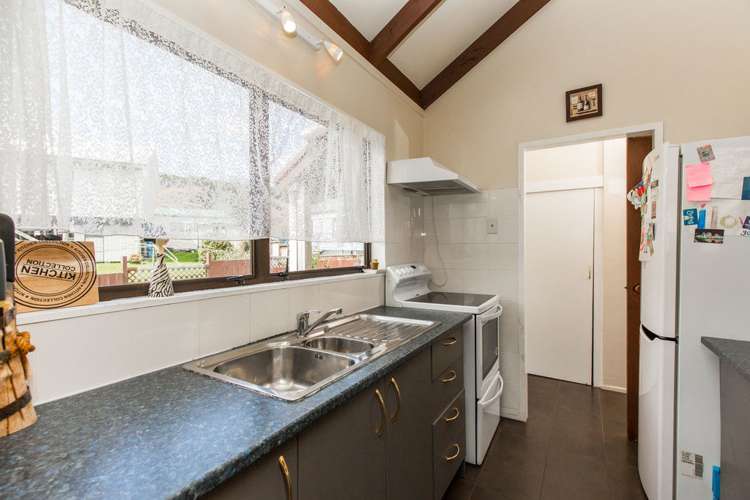 17 Banyan Drive Totara Heights_13