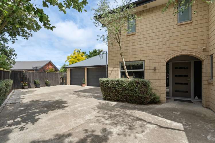 11 Highpeak Place Wigram_25