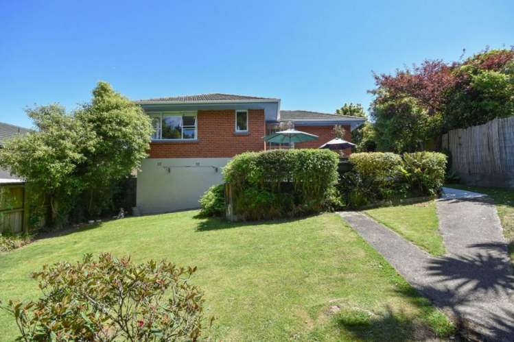 234 Highcliff Road Shiel Hill_25