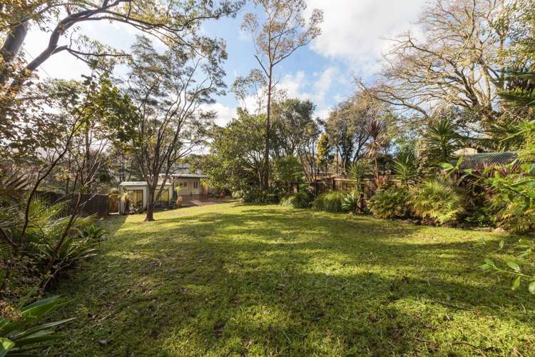 665 Huia Road Parau_16