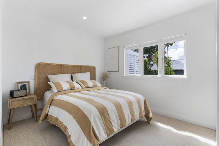 1/8 West Lynn Road Titirangi_12