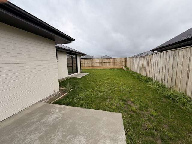 12 Vercoe Street Elgin_4