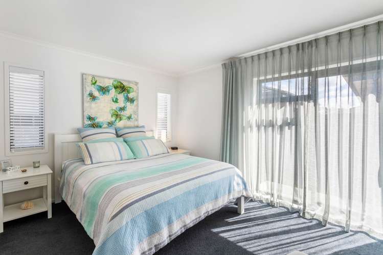 20 Lillian Place Orewa_11