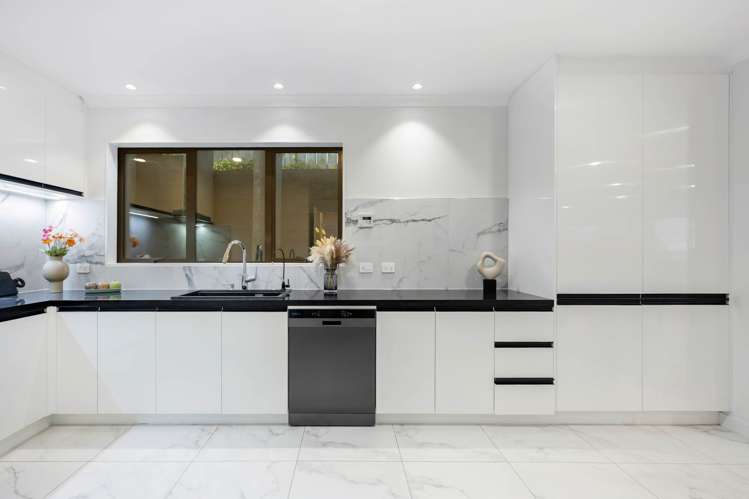 26A Cheval Drive Totara Vale_10