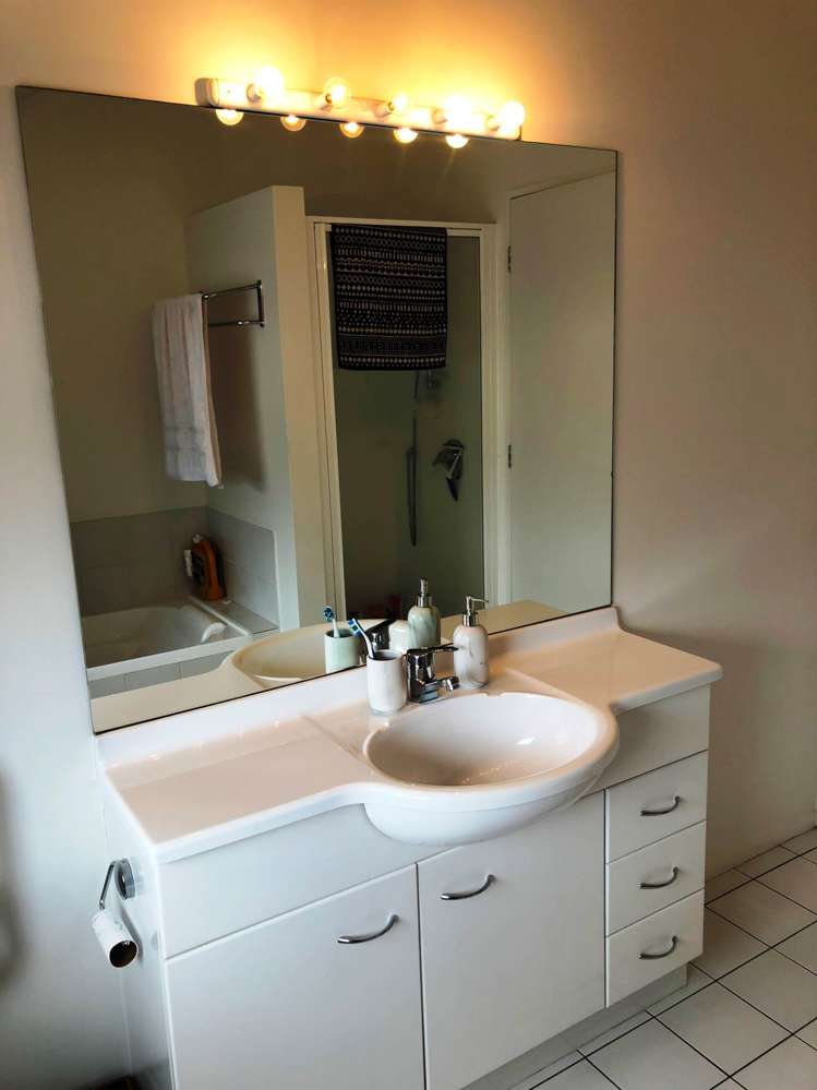 22f Mead Street Avondale_14