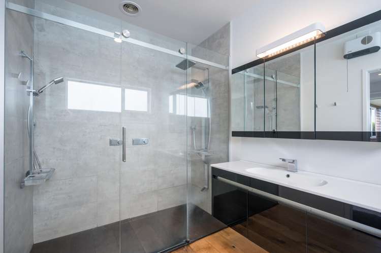 16 Concordia Drive Richmond_13