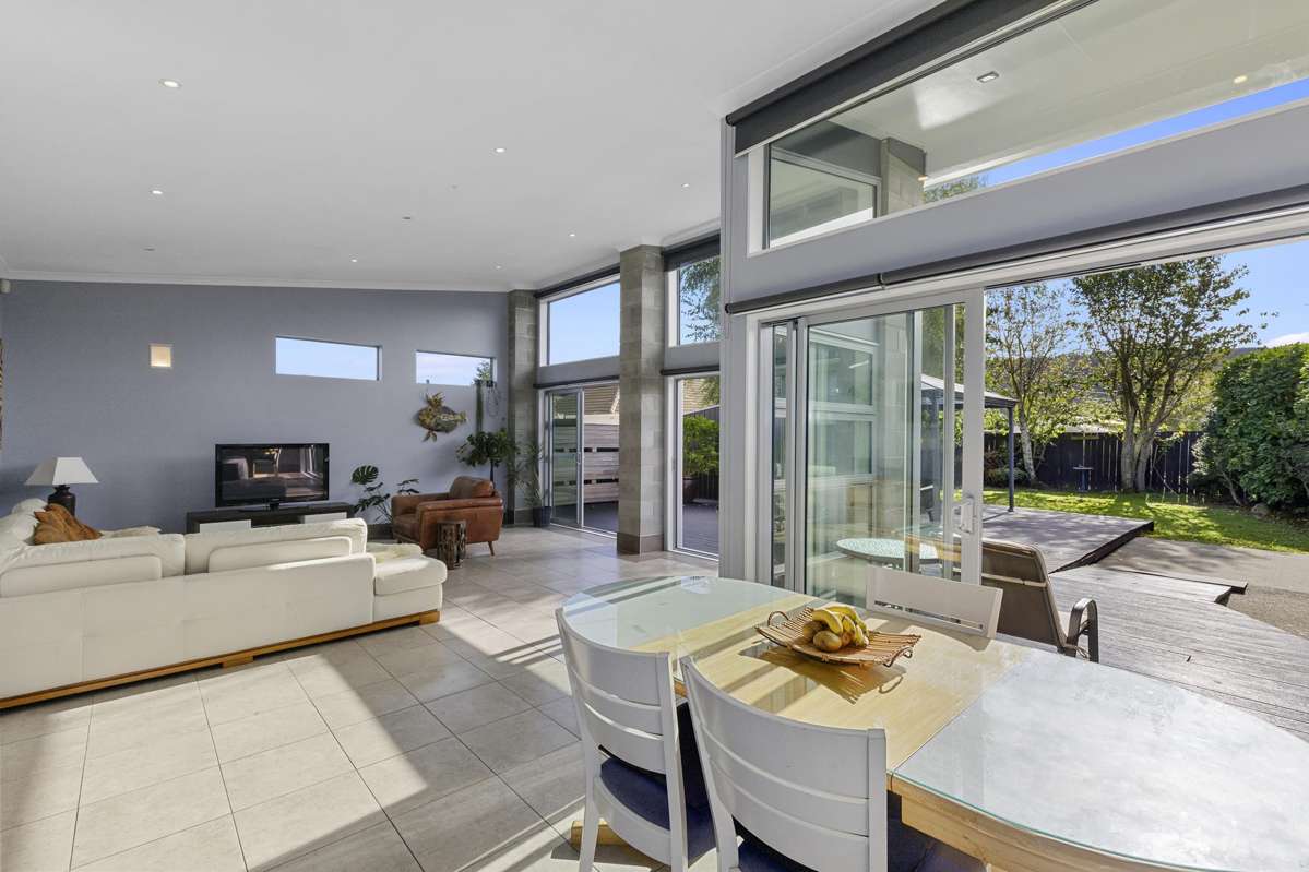 535 Fergusson Drive_2