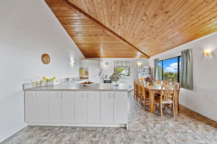 17 Te Arahori Road Kuratau_18